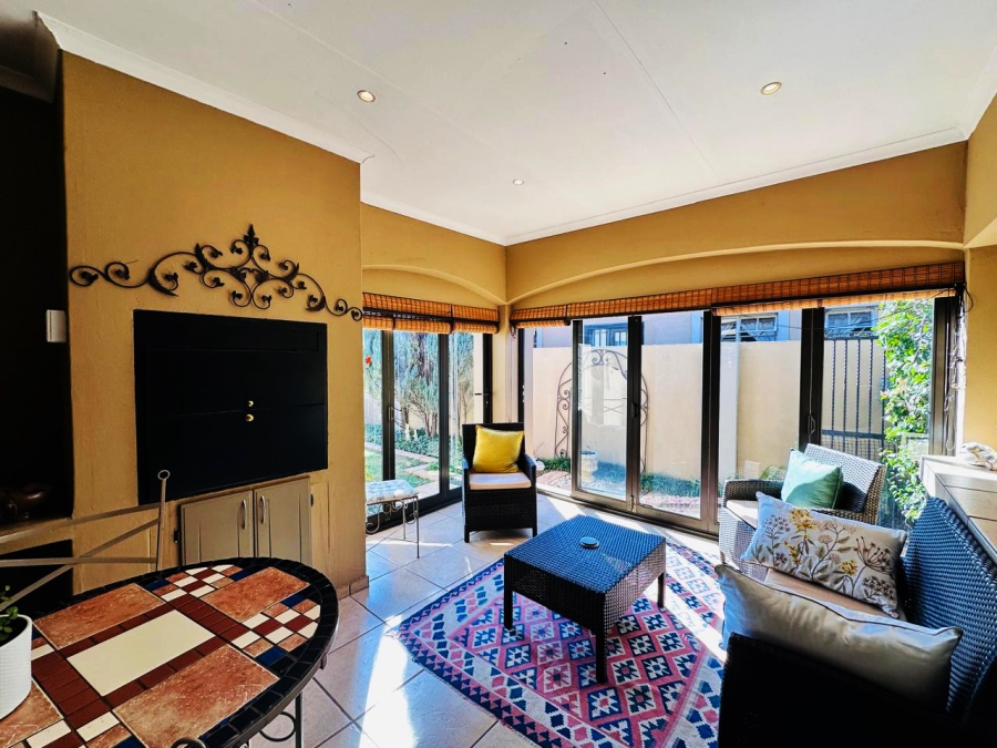 3 Bedroom Property for Sale in Kannoniers Park North West